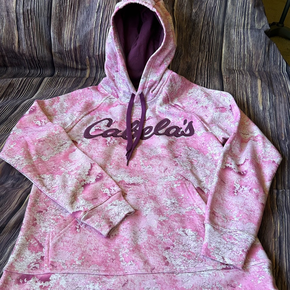 New Women’s Cabelas Hooded Sweatshirt